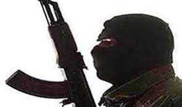 दंतेवाड़ा में सोलह नक्सलियों ने आत्मसमर्पण किया